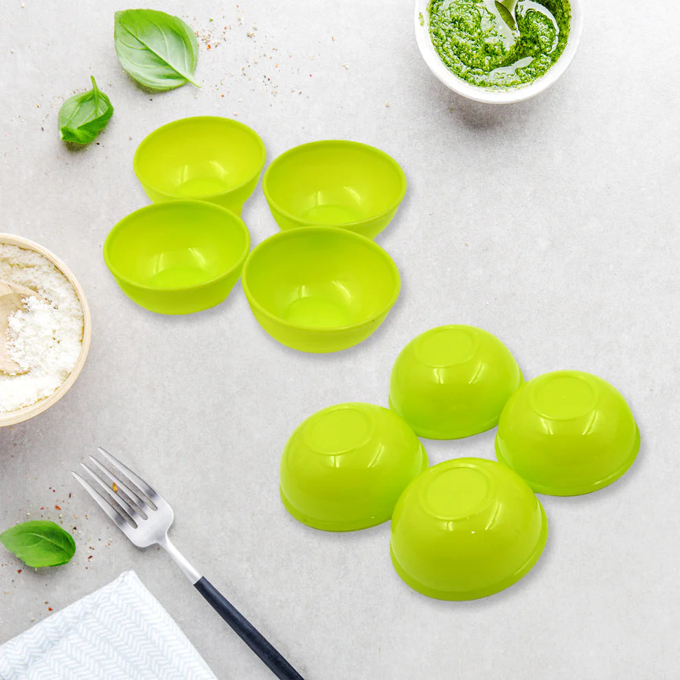 Small Plastic Bowl Set
