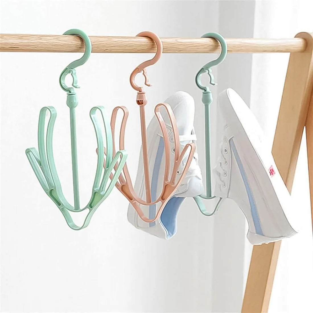 Rotatable Shoe Drying Hanger