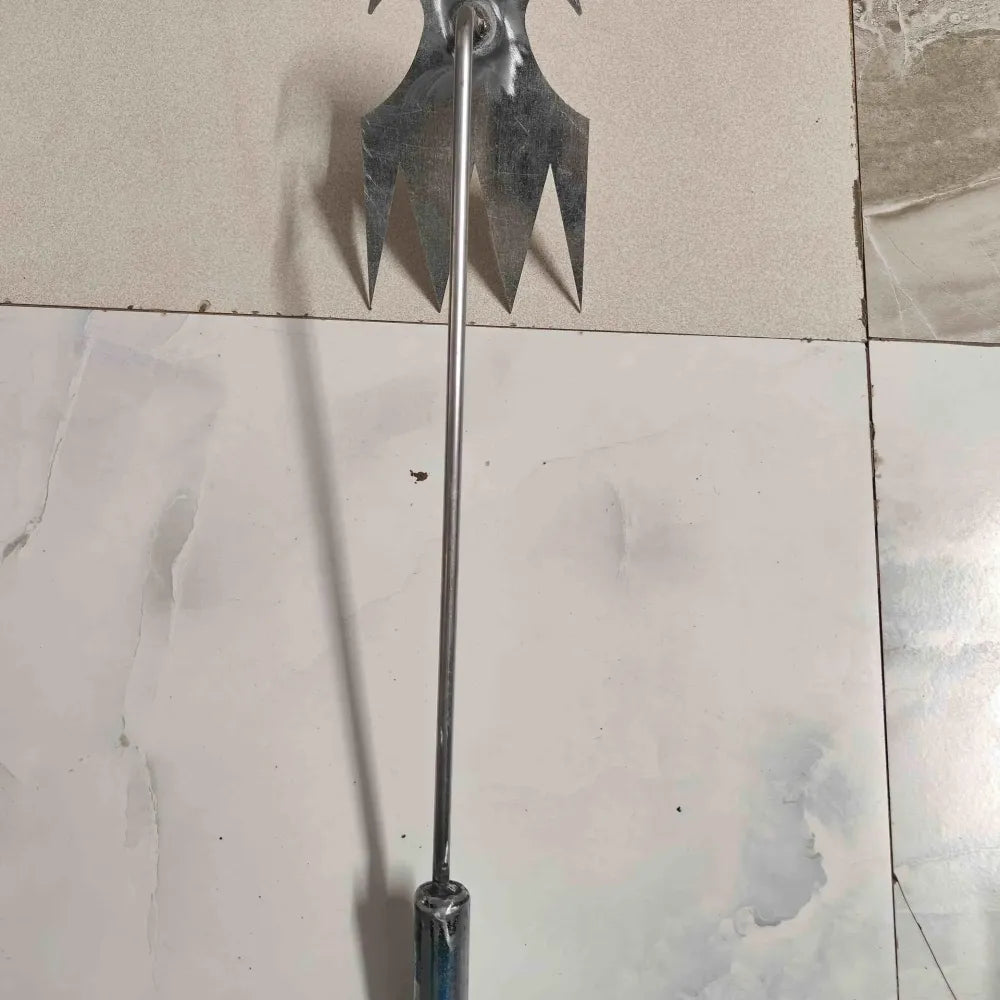 4-prong metal weed puller