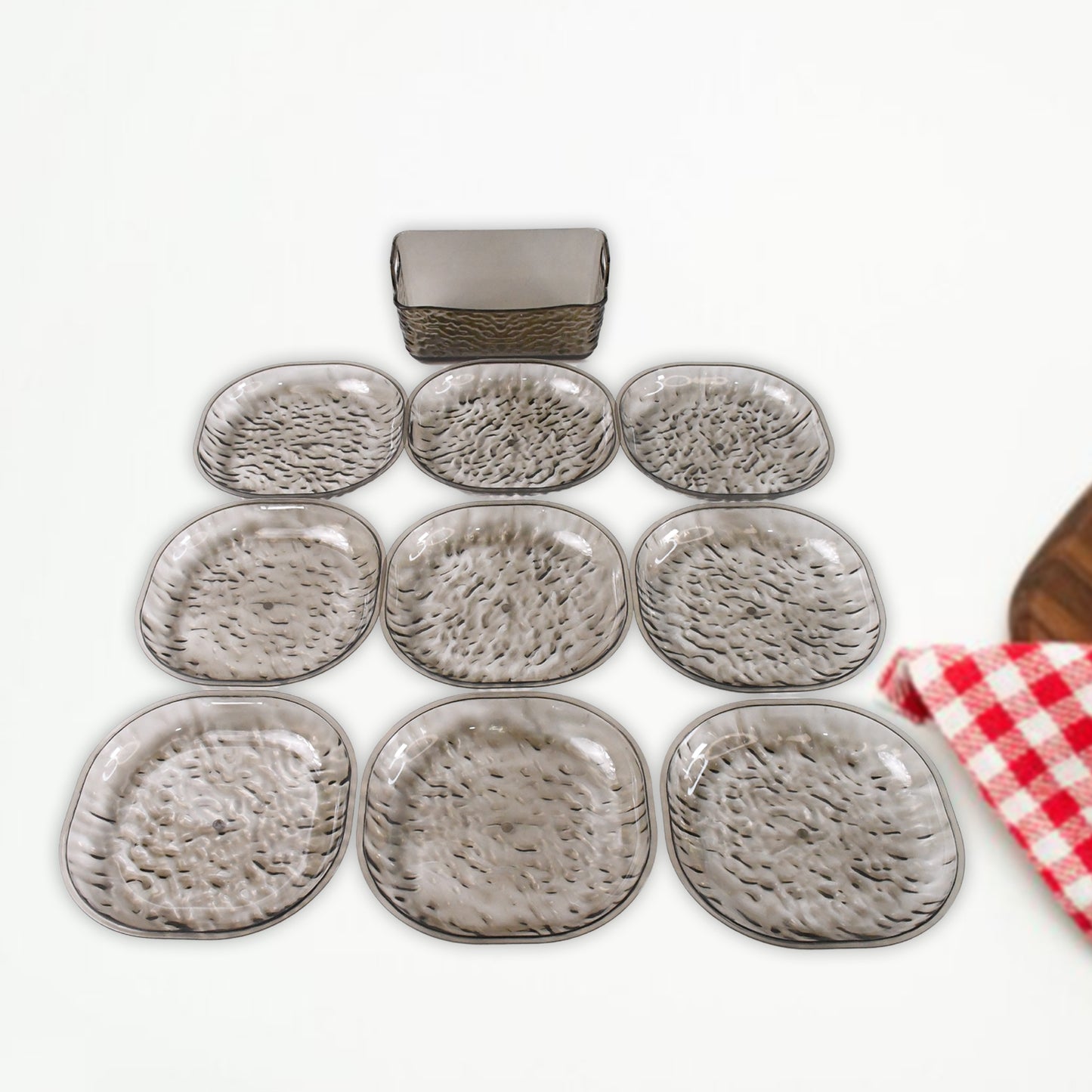 10-Piece Reusable Plastic Plate Set