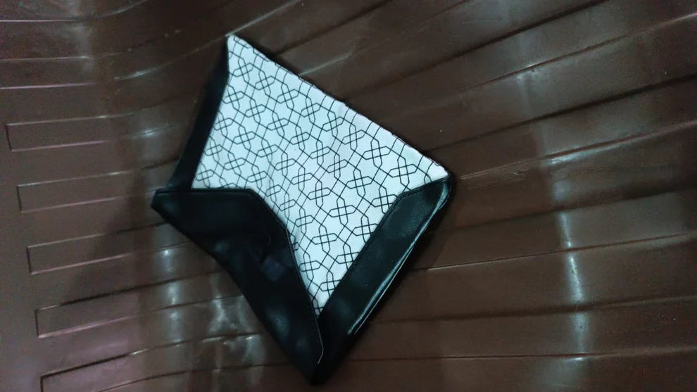 Magnetic Lock Multipurpose Pouch