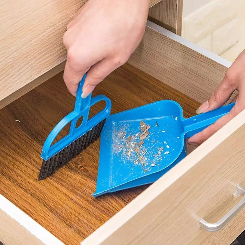 Mini Dustpan and Brush Set