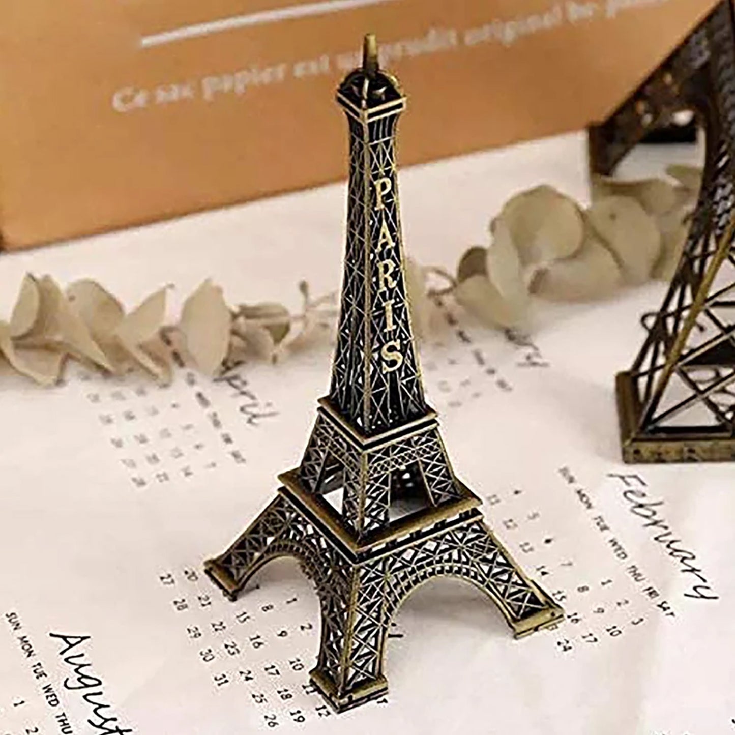 4733 Antique Finish 3d Metal Paris Eiffel Tower Metal Craft Famous Landmark Building Metal Statue Cabinet Office Gifts