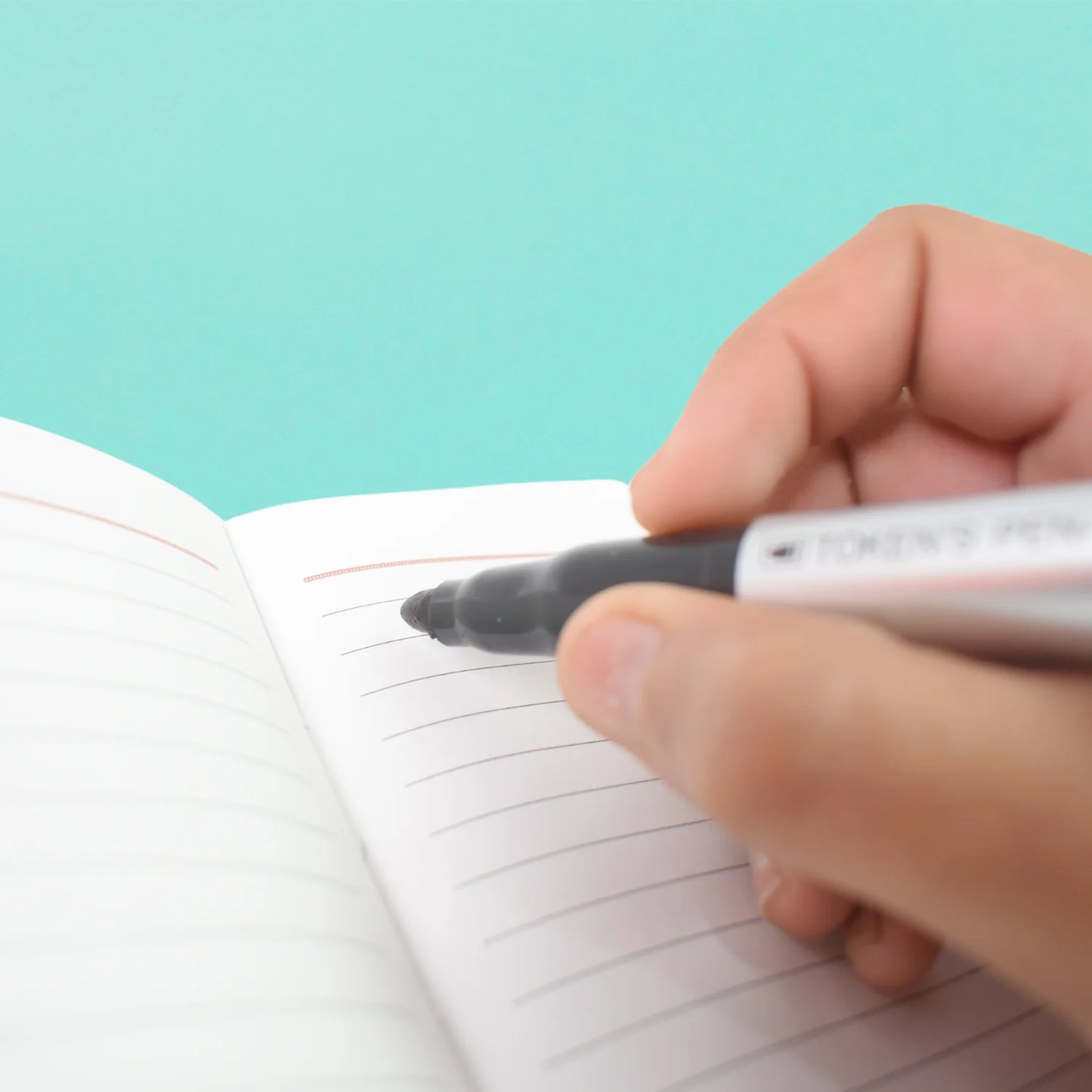 Smooth Black Marker Set