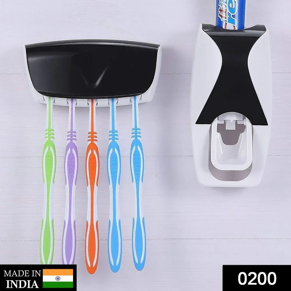 Automatic toothpaste dispenser - kitchen tool