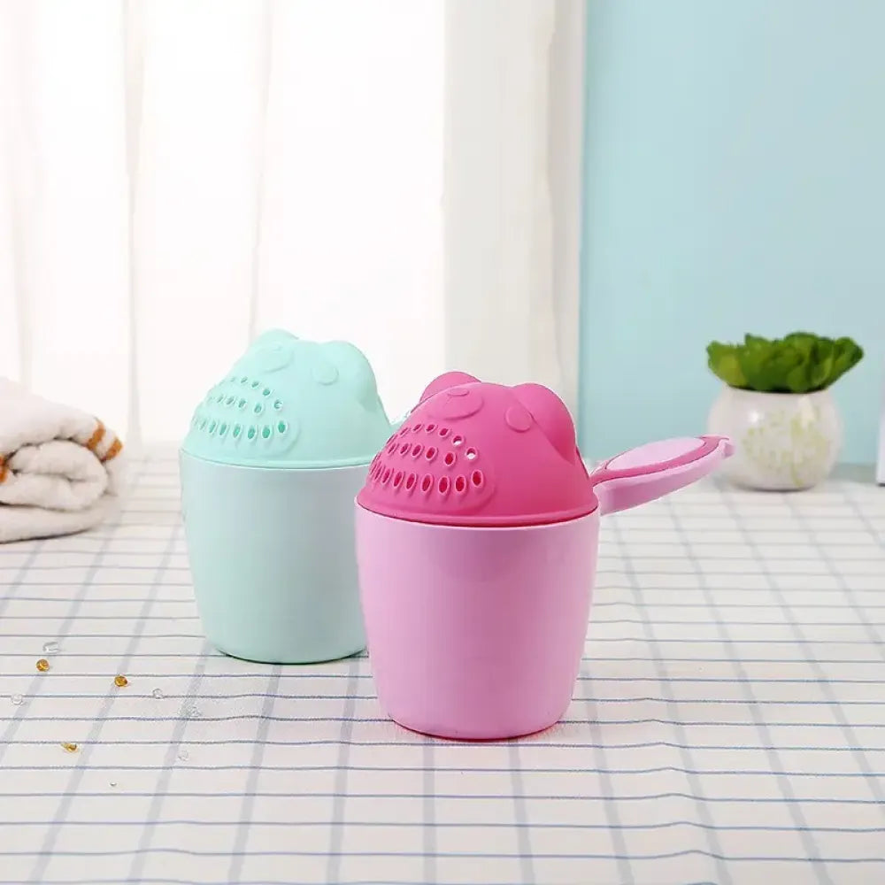 Baby hair rinse cup - home improvement