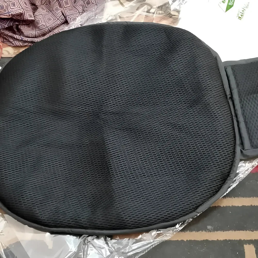 Car seat front cover - 1 piece (random design and colour)