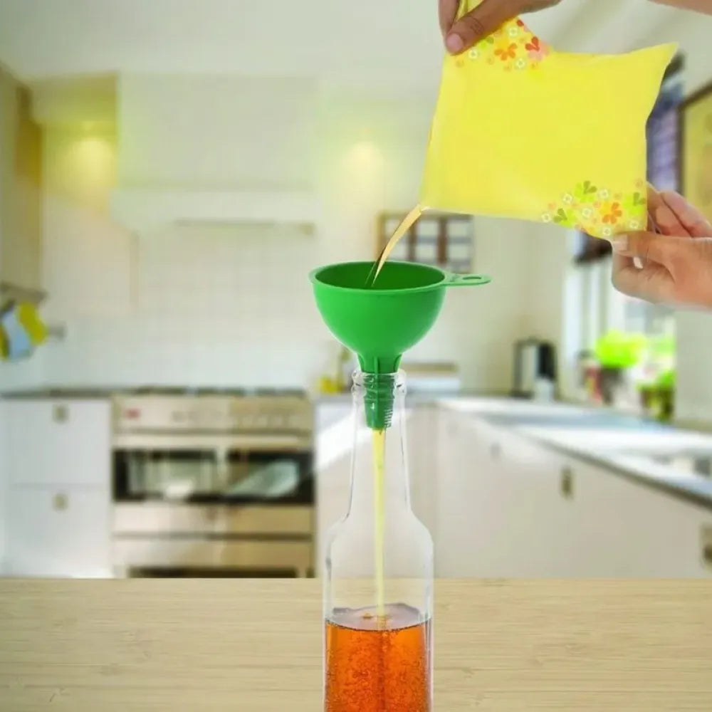 Collapsible silicone kitchen funnel - tool