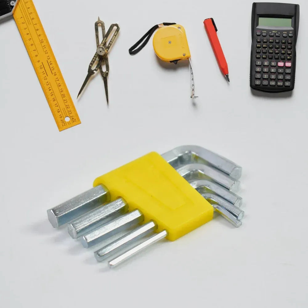 Compact 11-piece multi-tool set - hardware