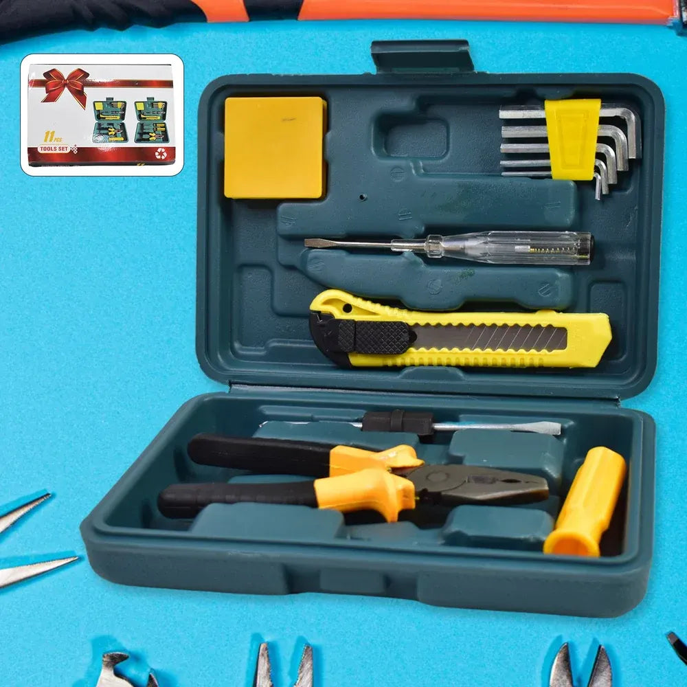Compact 11-piece multi-tool set - hardware