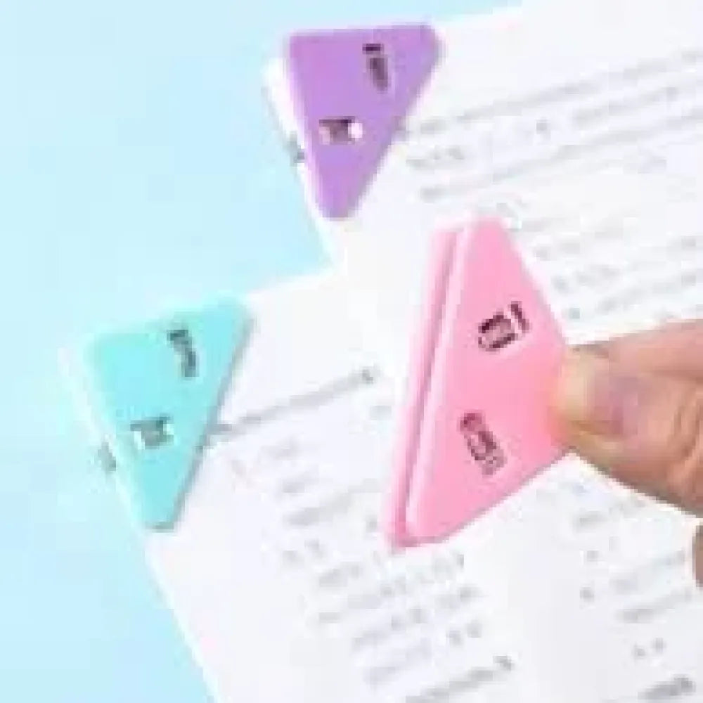 Durable triangle paper clips - office