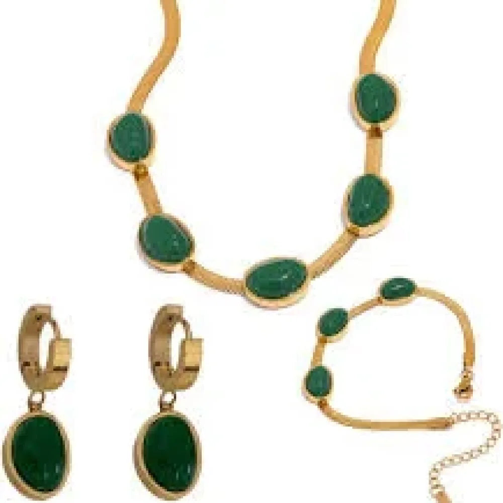 Elegant green crystal set