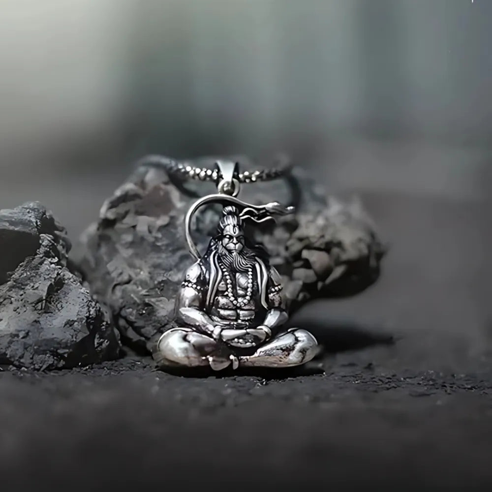 Hanuman silver locket with chain