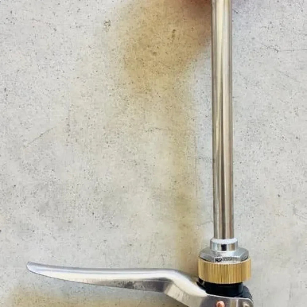 Heavy-duty pressure spray gun