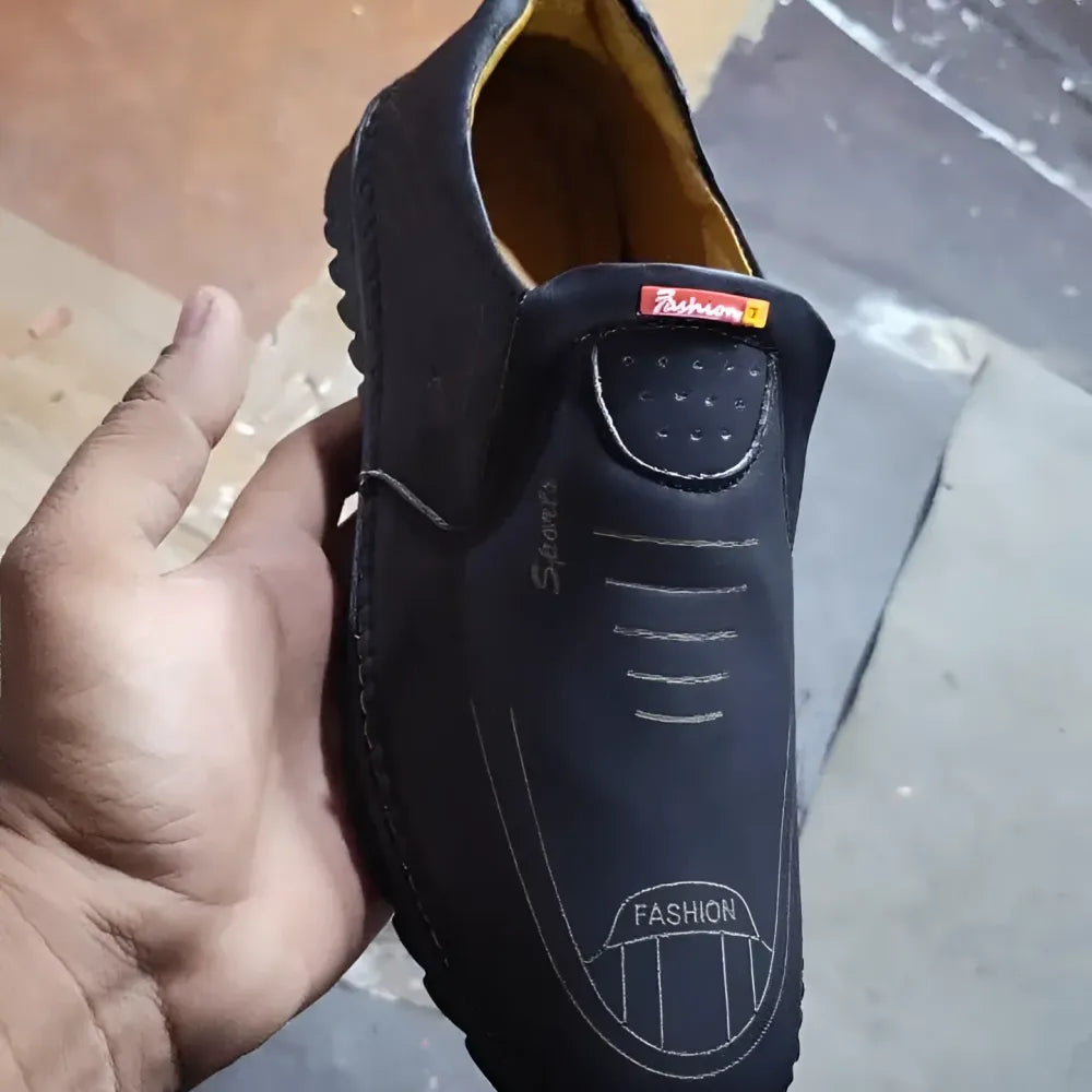 Men leather soft casual shoes