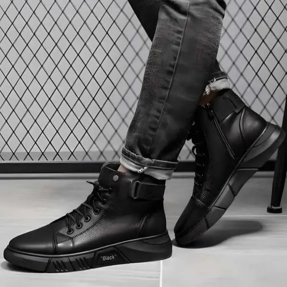 Men’s black casual boots