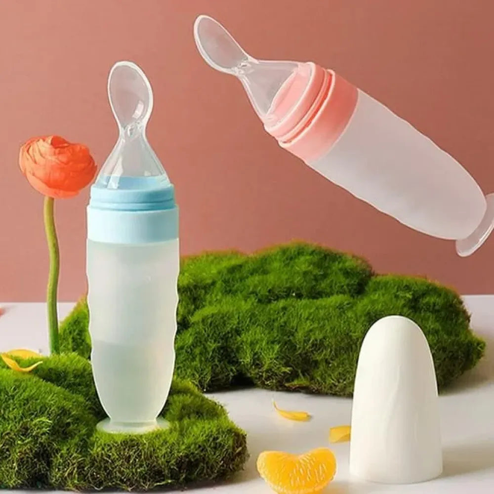 Mess-free baby feeder spoon
