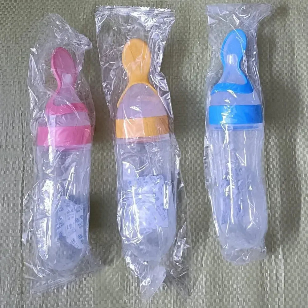 Mess-free baby feeder spoon