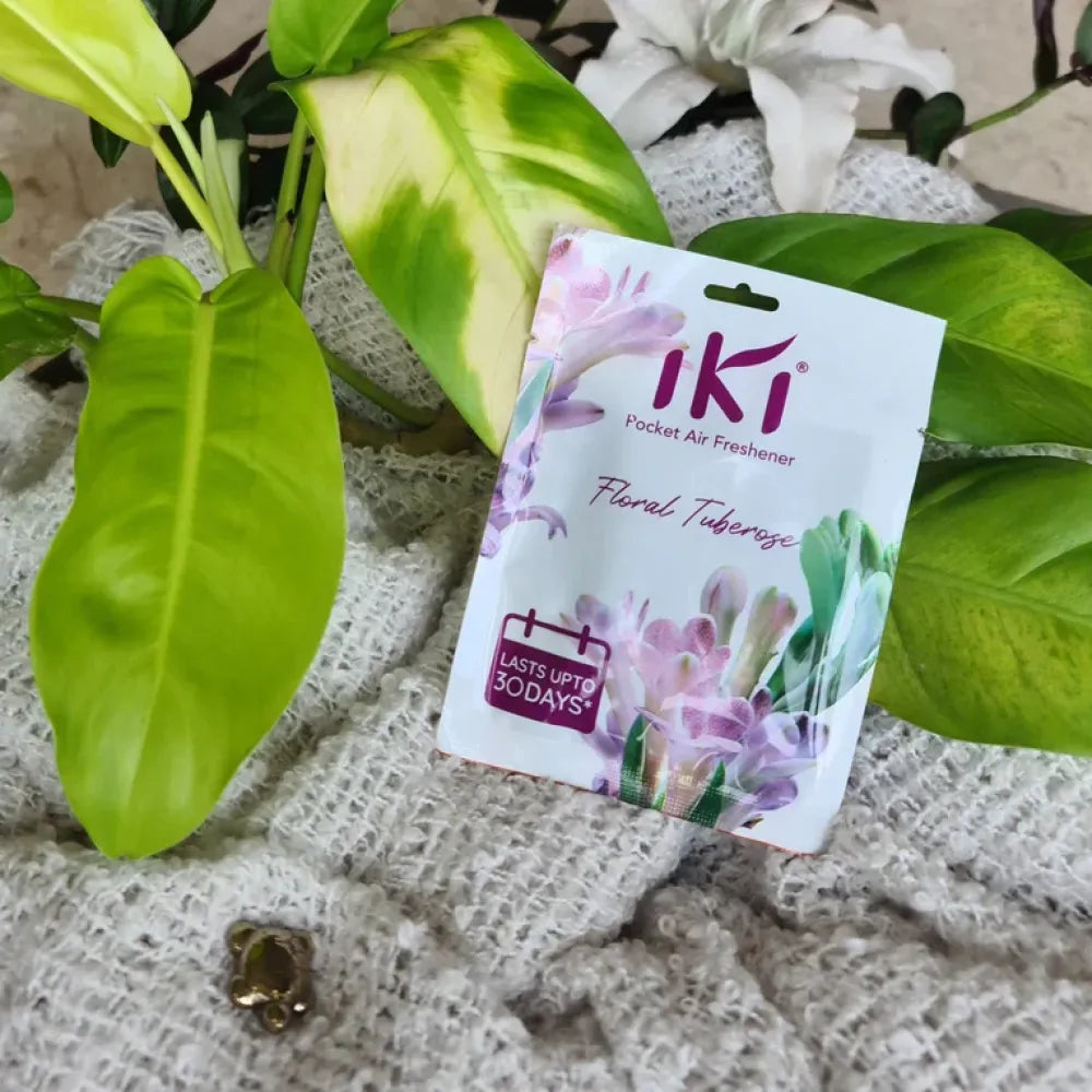 Pocket-sized air freshener pack - office