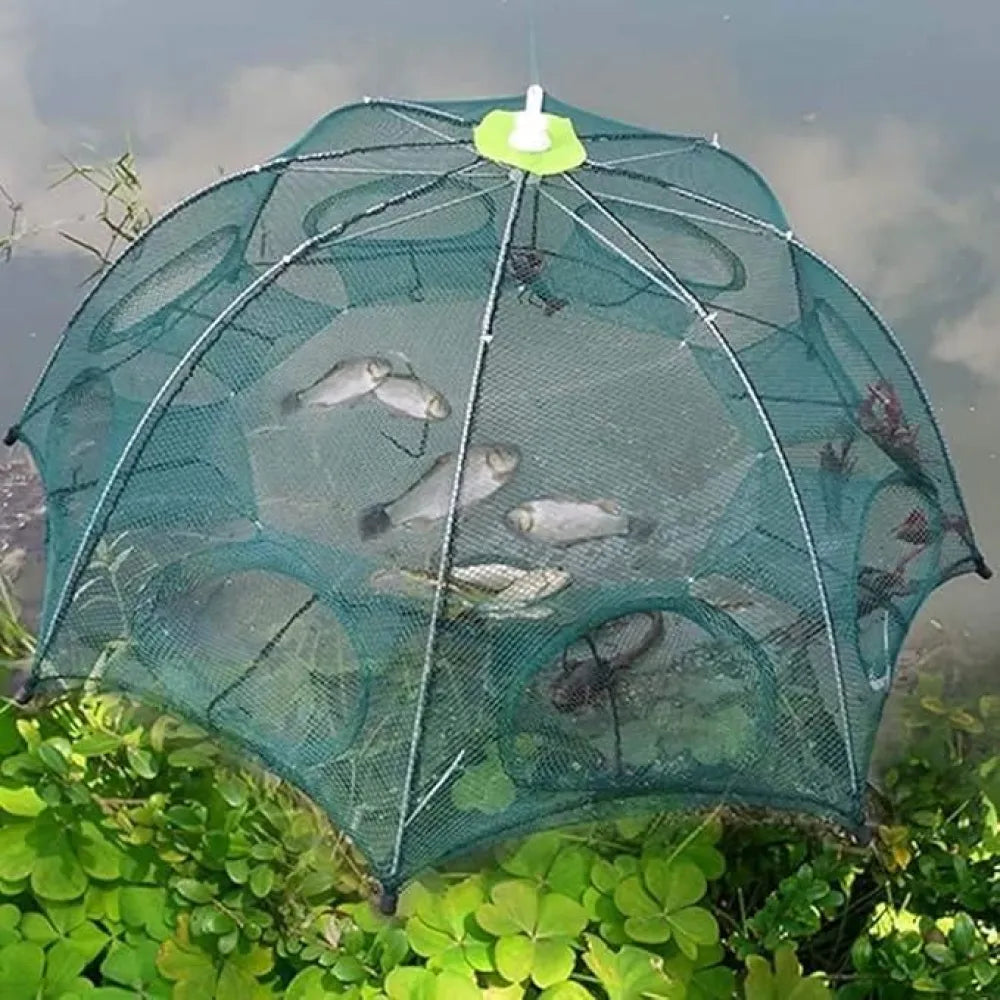 Portable folding fishing net