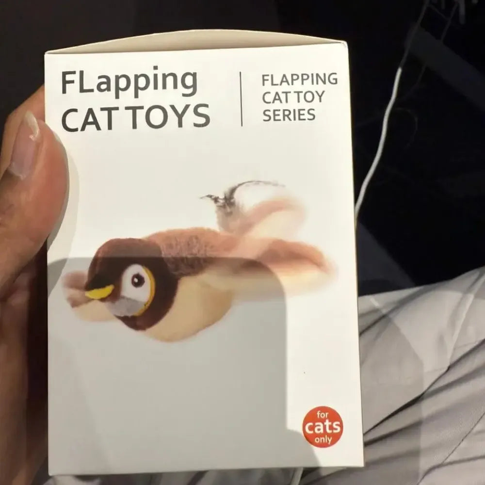 Rechargeable flapping cat toy
