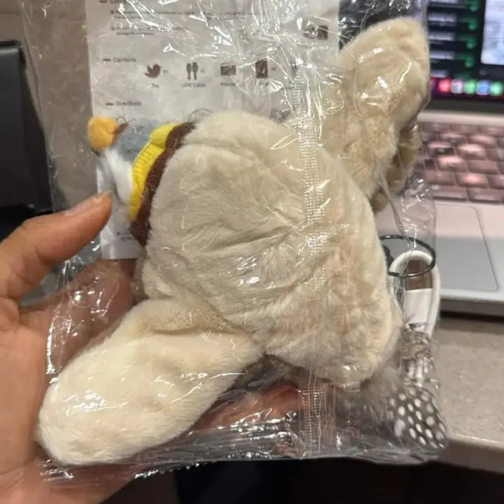 Rechargeable flapping cat toy