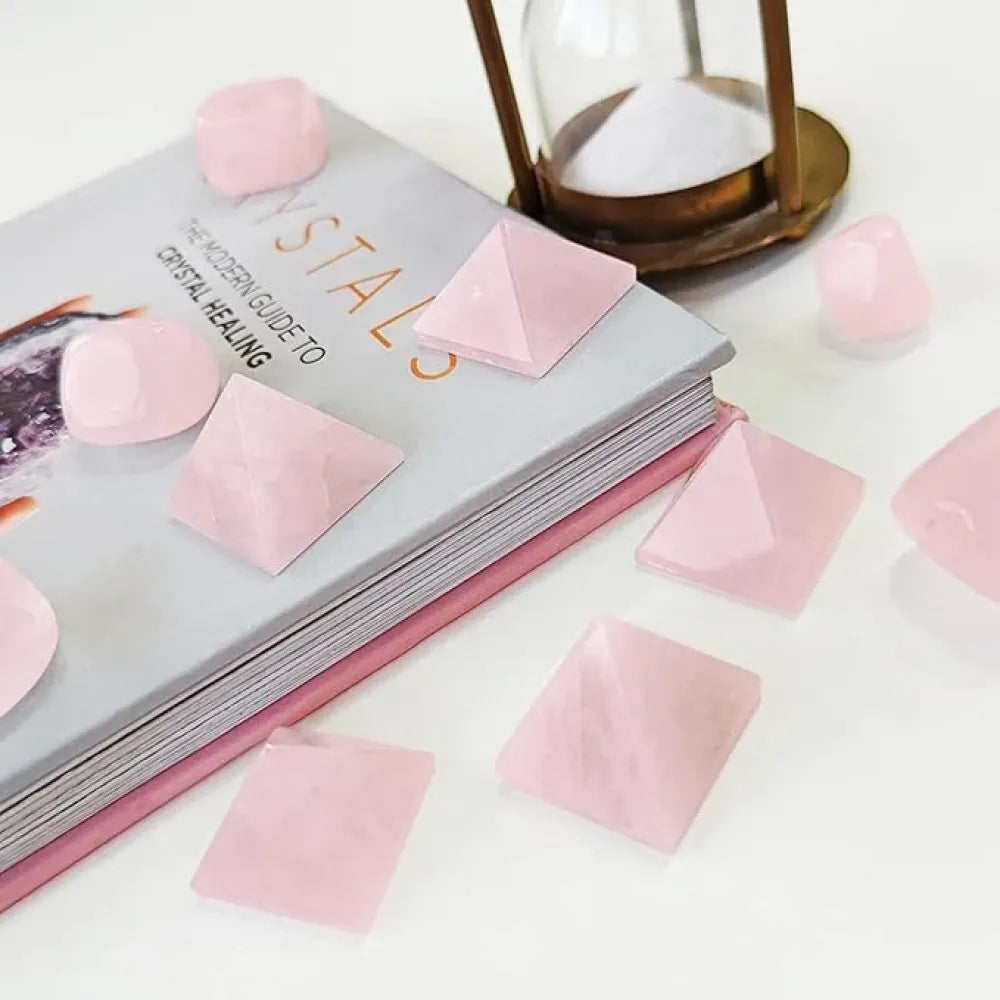Rose quartz pyramid – pack of 1