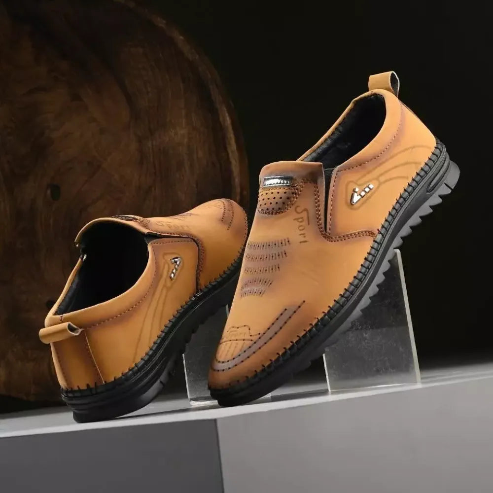 Stylish & comfortable everyday sneaker - footwear