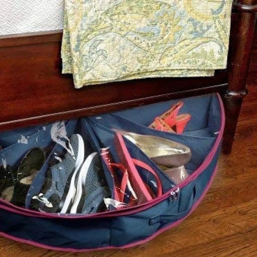 Travelling shoe storage bag