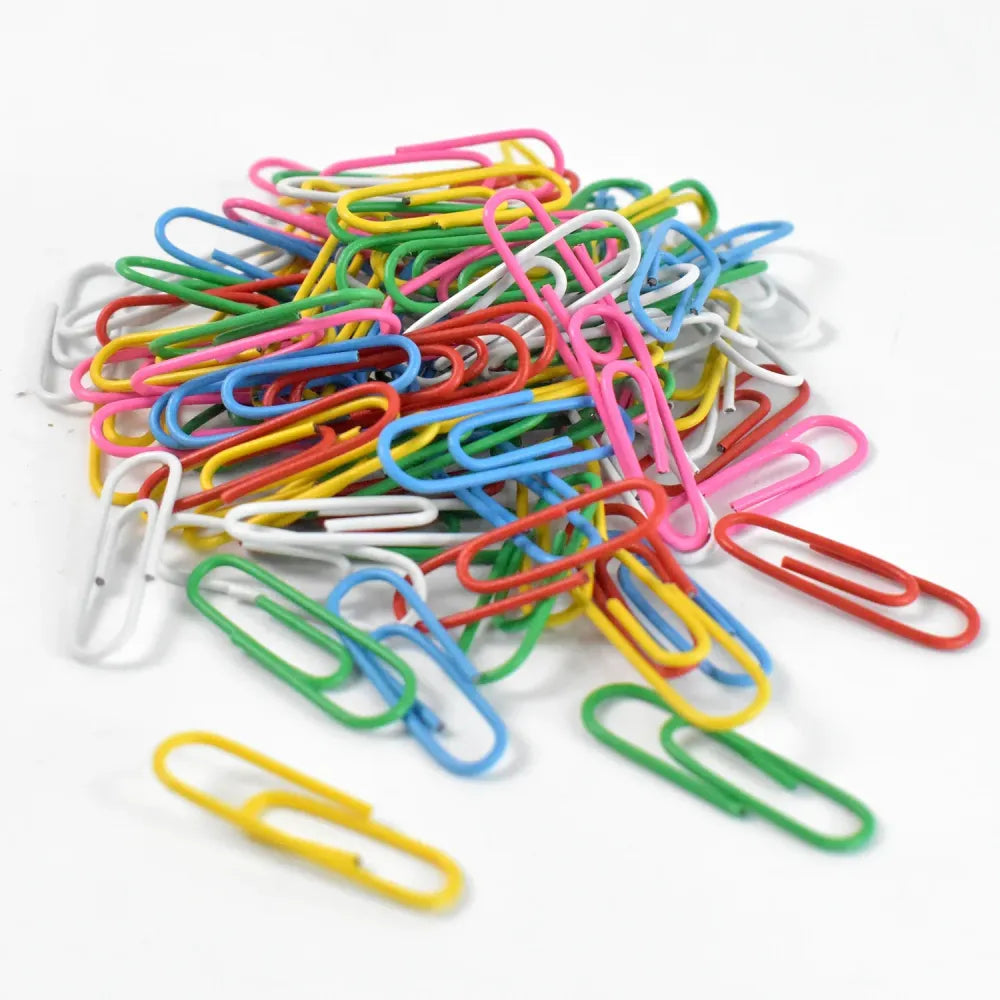 U-shape metal paper clips - office