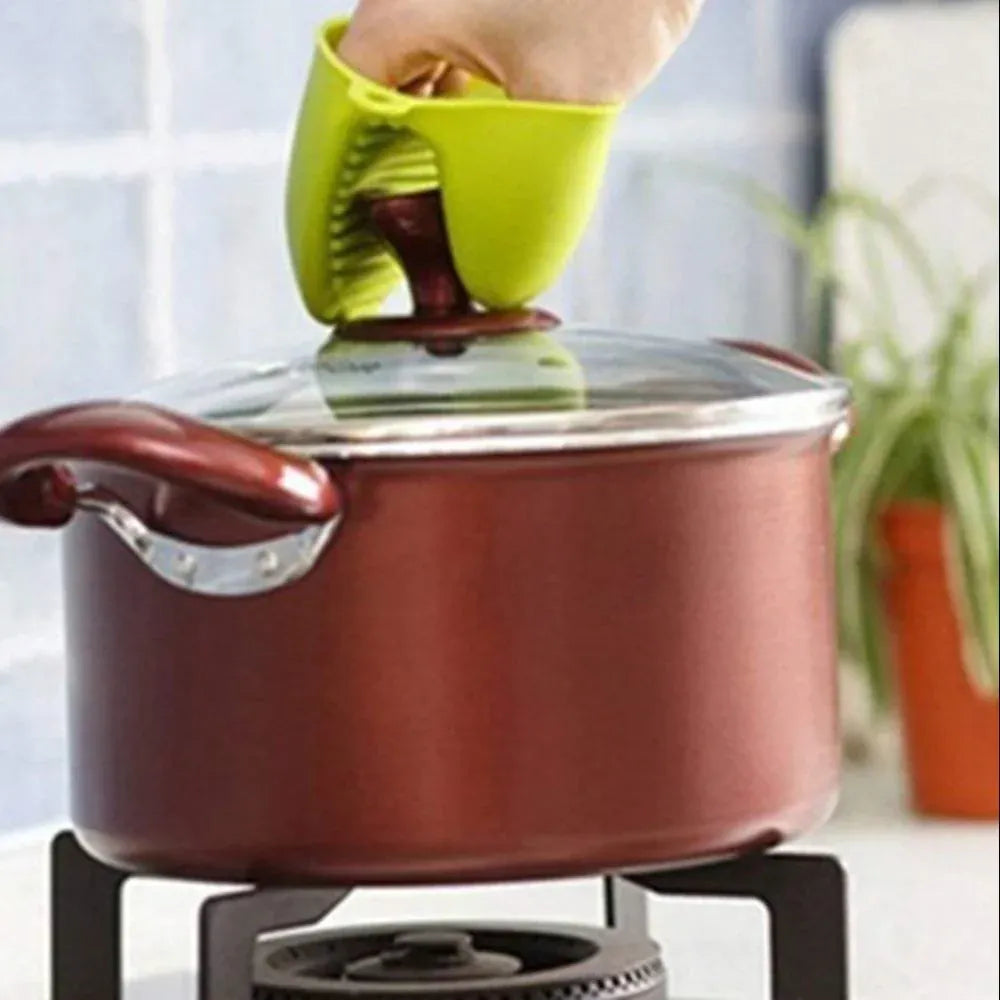 Ultra-grip silicone oven mitts - kitchen tool