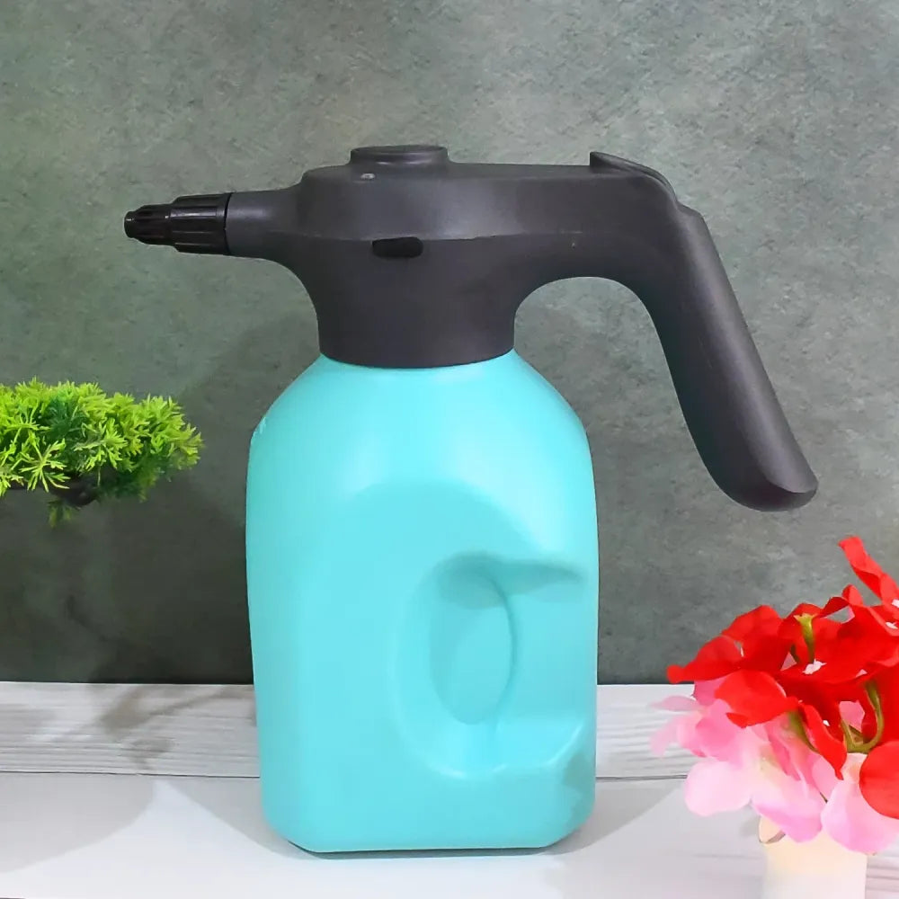 Usb rechargeable garden sprayer