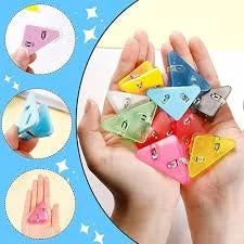 Durable triangle paper clips