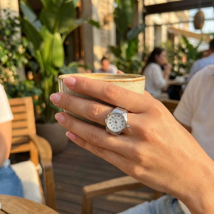 Women's Men's Ring Watch Analogue Quartz on Finger Watch Ring