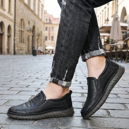 Lightweight Daily Wear Sneakers