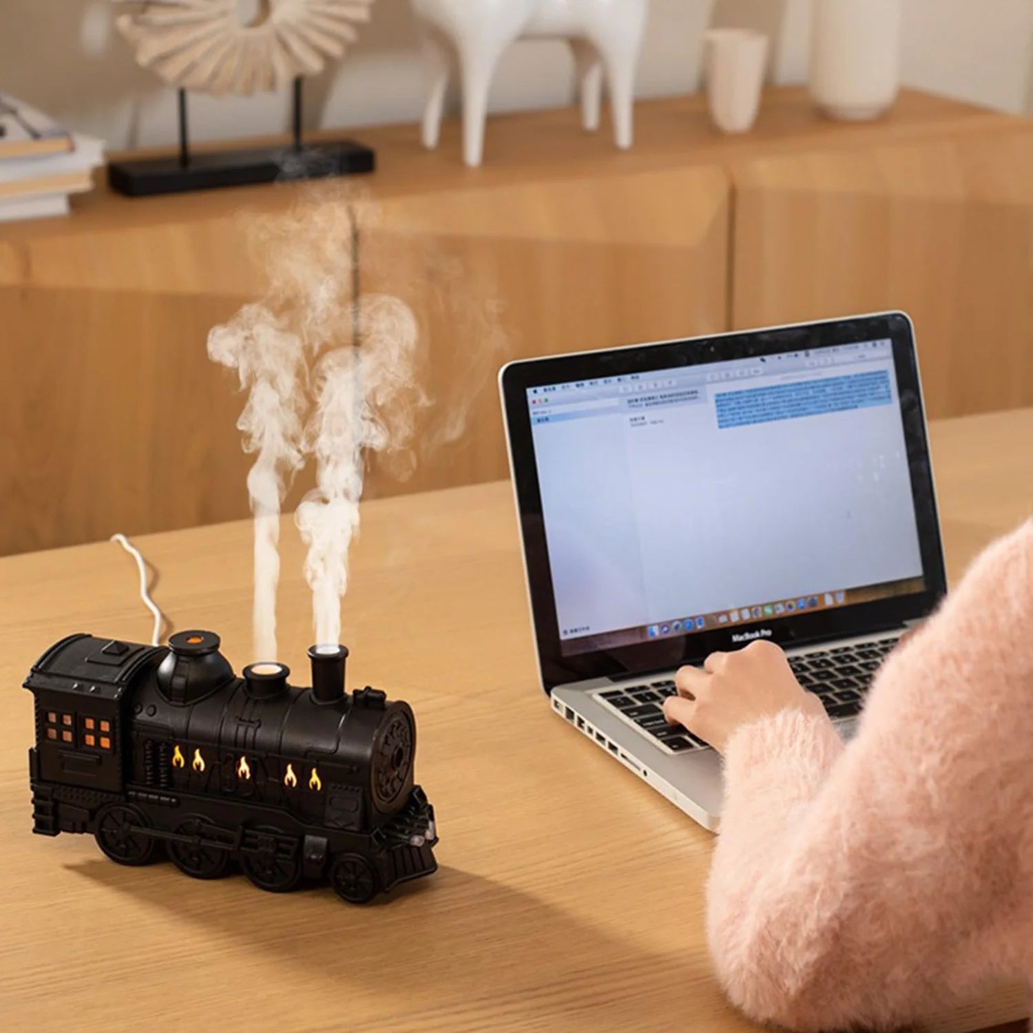 Retro train mini humidifier