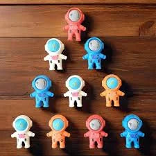 Astronaut-themed eraser set