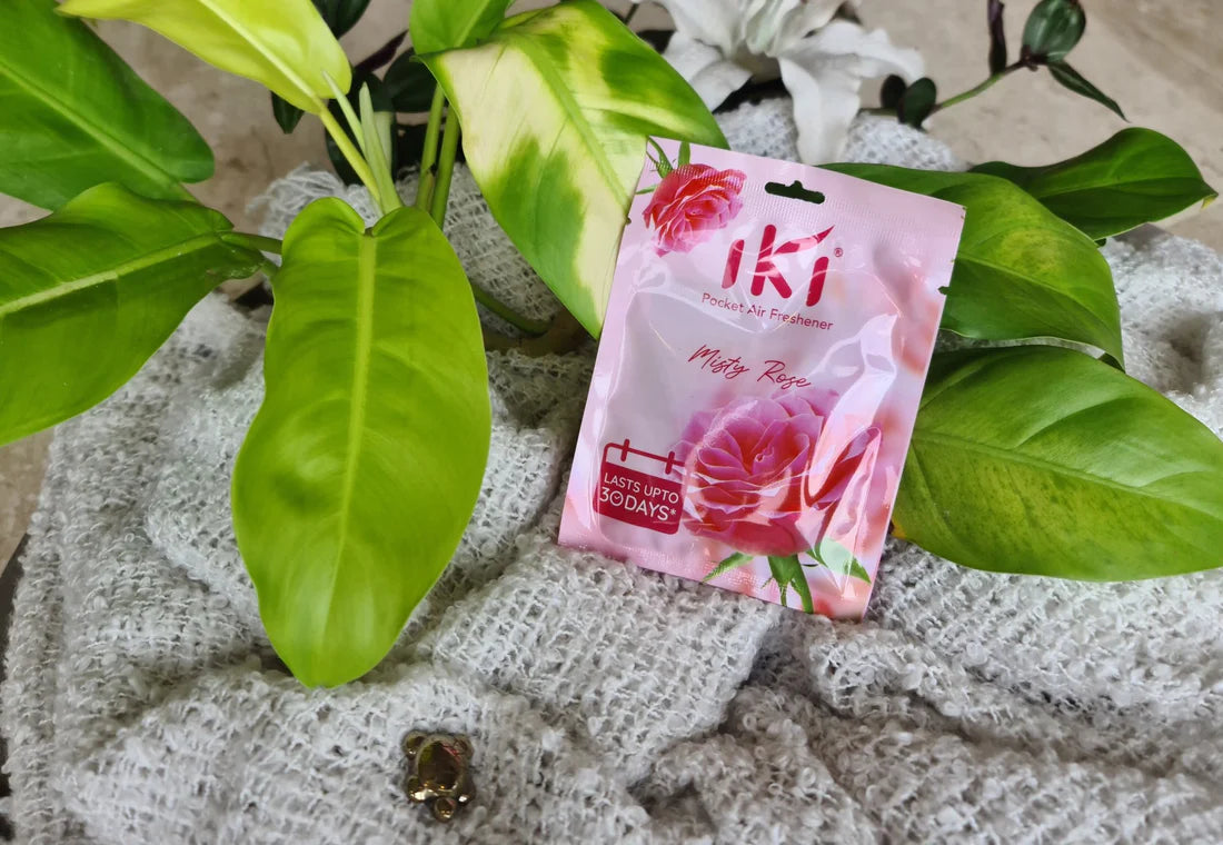 Pocket-sized air freshener pack