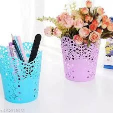 Mesh pen holder organizer