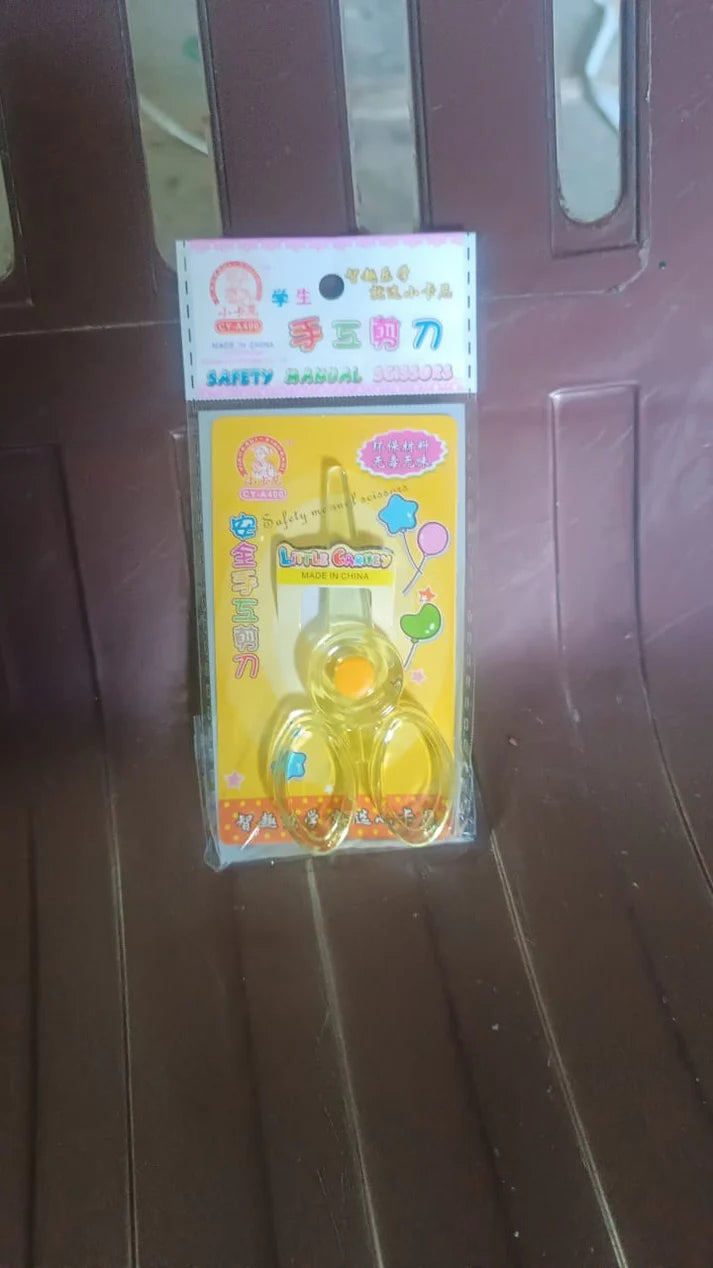 Kids safety training scissors