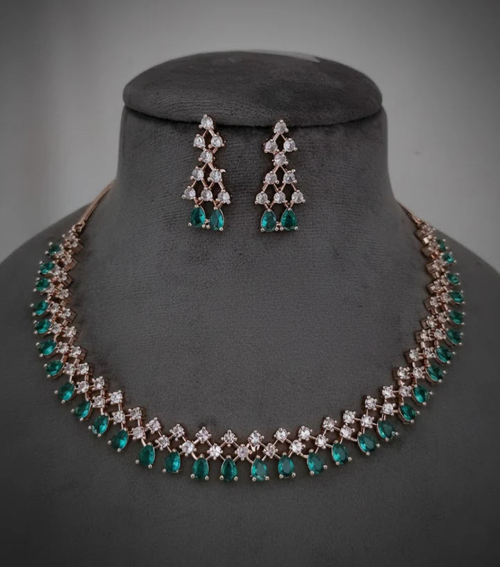 Emerald green & rose gold necklace set