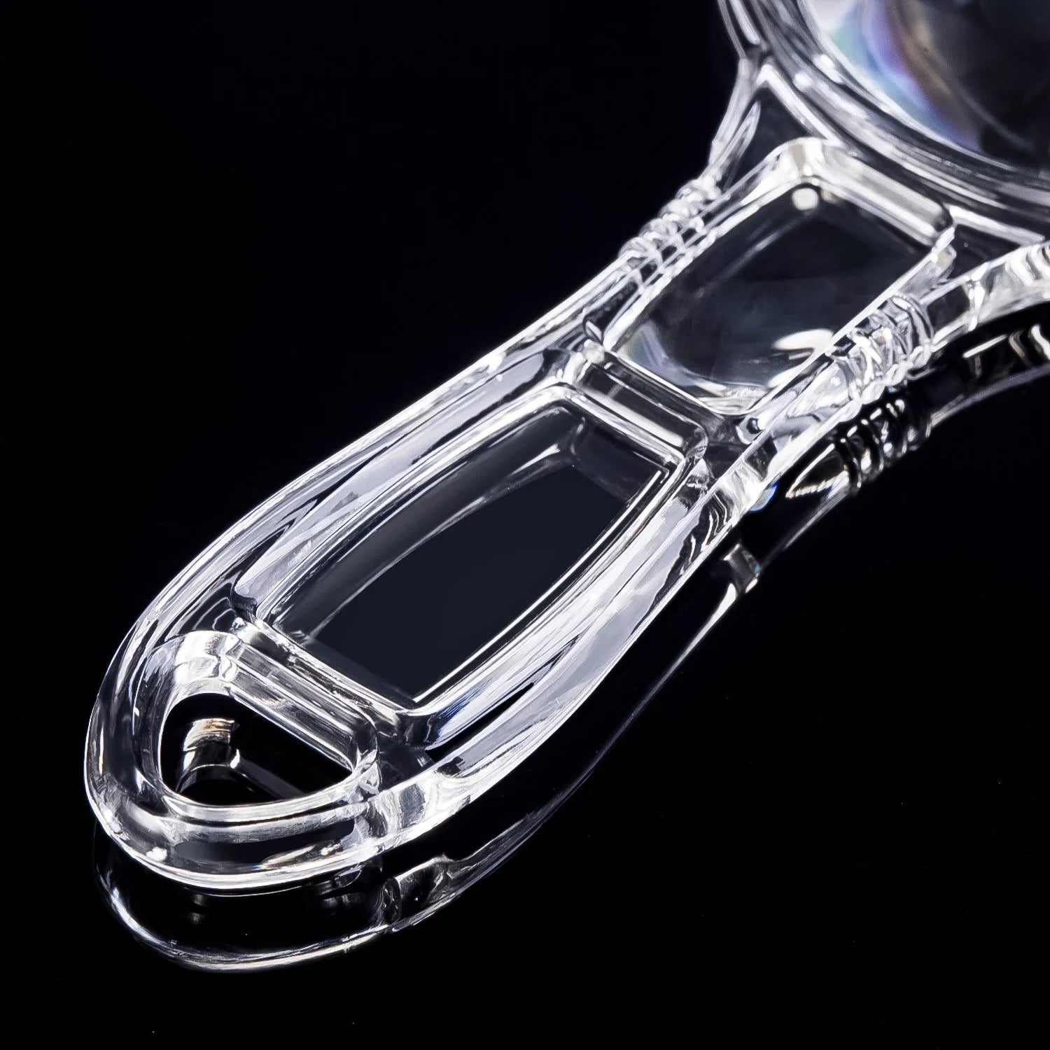 Portable acrylic magnifying glass