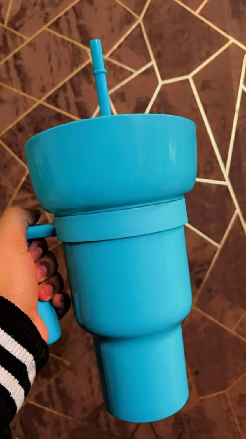 Bpa-free 2 in 1 cup 900ml