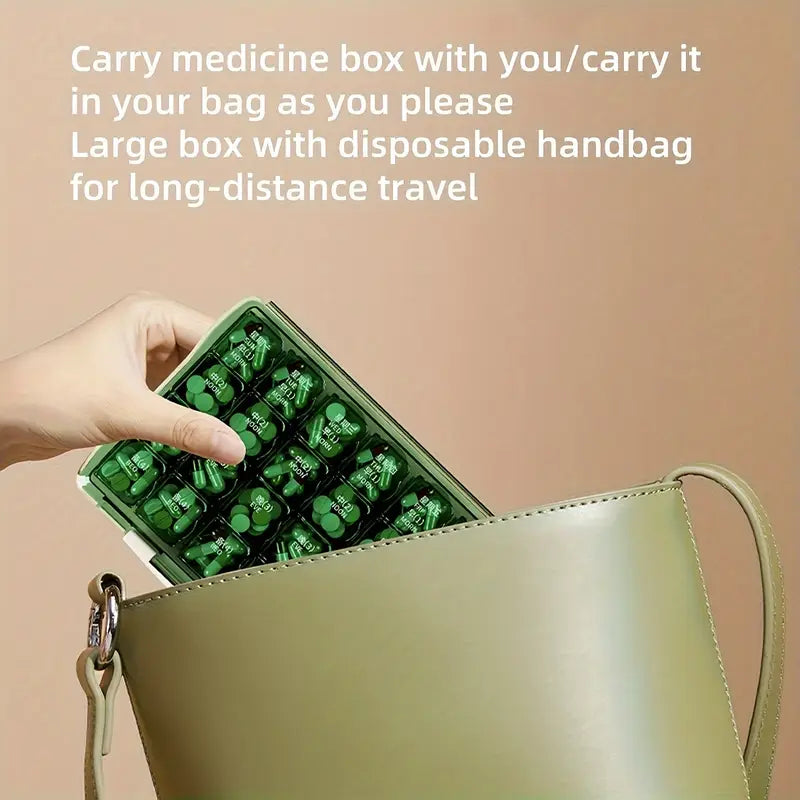 Portable weekly pill organizer