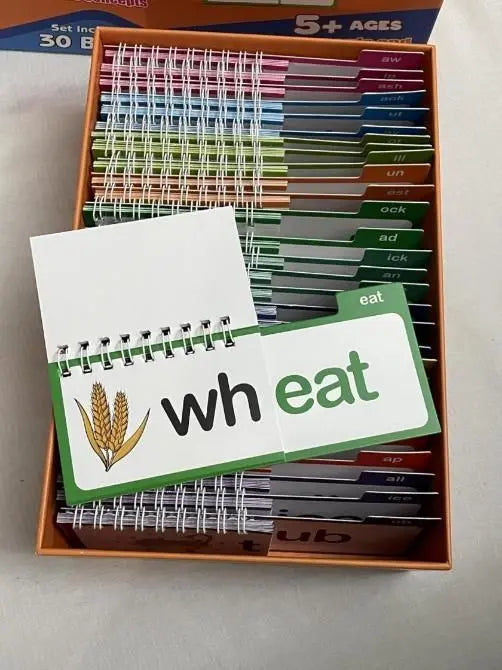 30 Rhyming Words Learning Flipbook