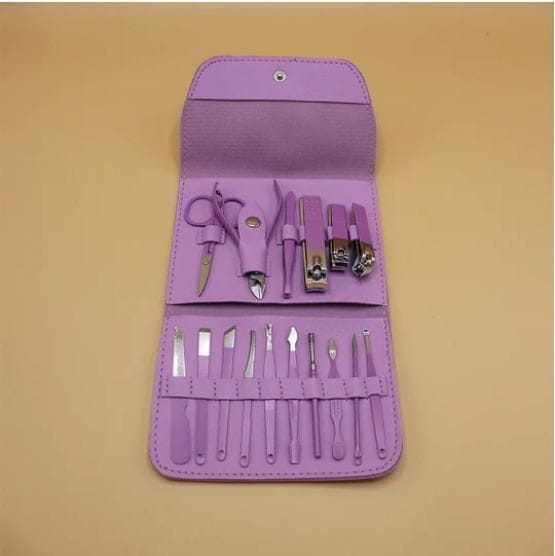 Manicure/pedicure set for women