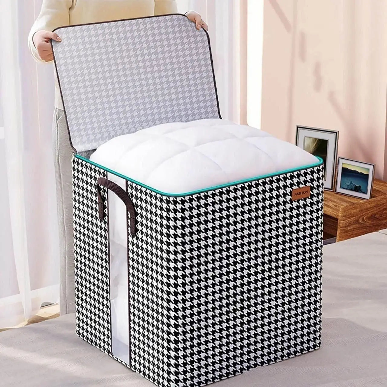 Foldable laundry organizer