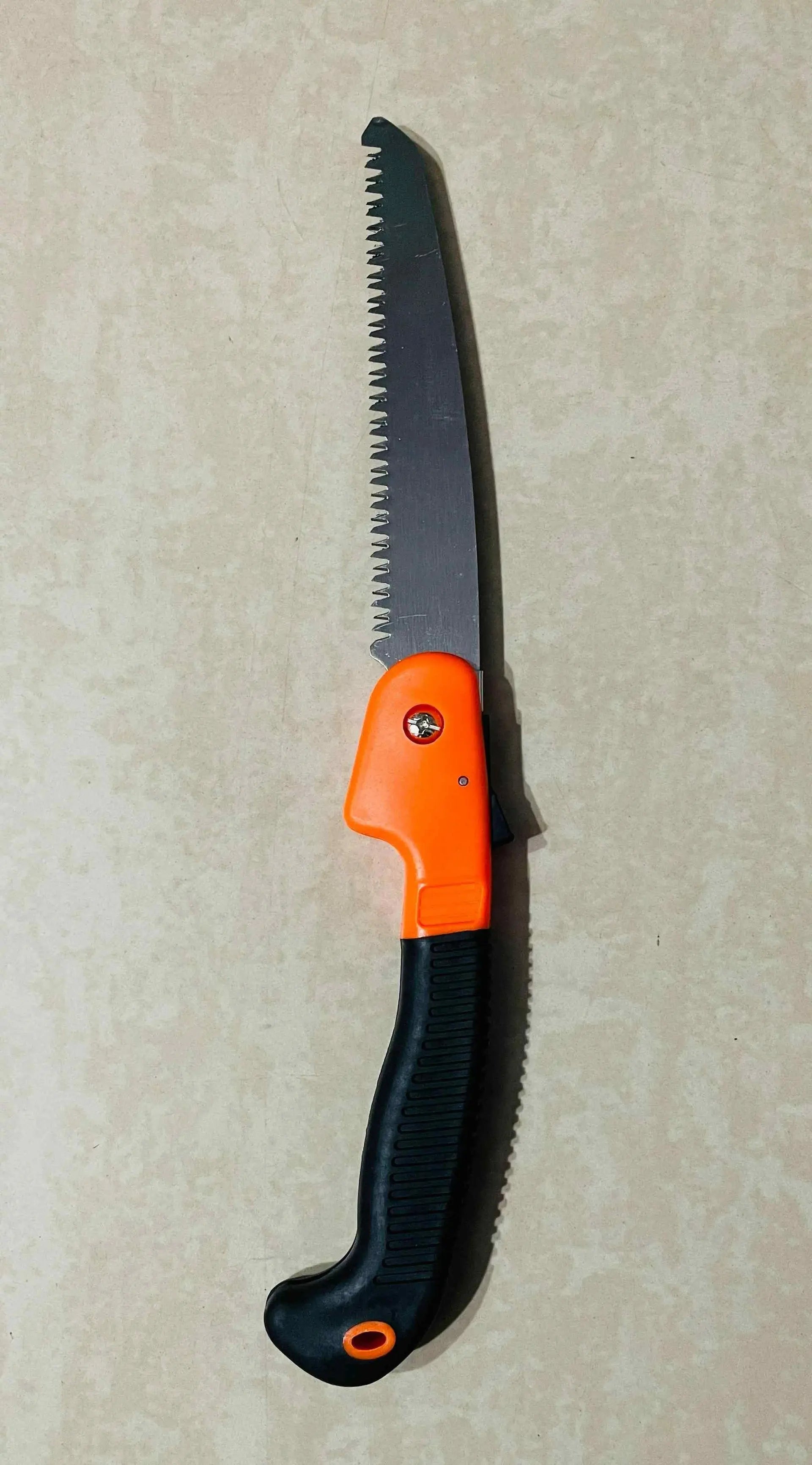 Folding pruning saw