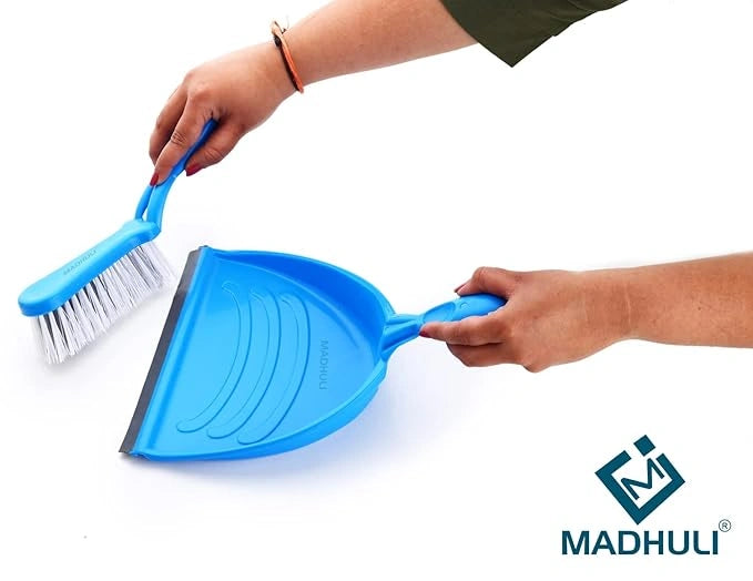 Heavy-duty plastic dustpan
