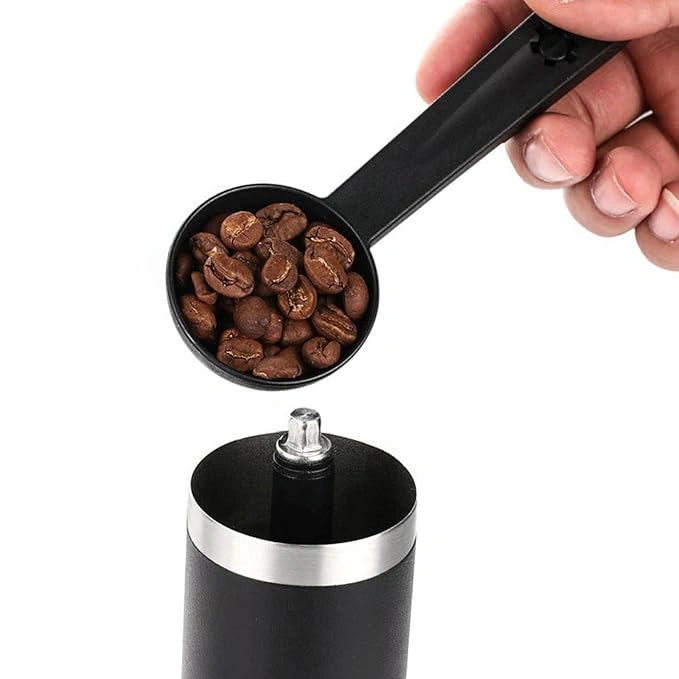 Portable manual coffee grinder